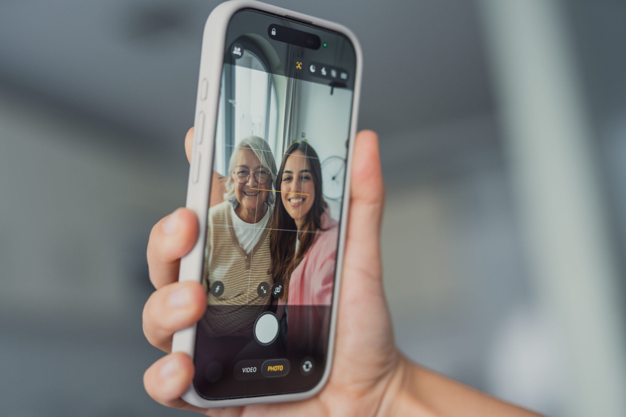 Texting Photos, Links, and Voice Messages Made Easy