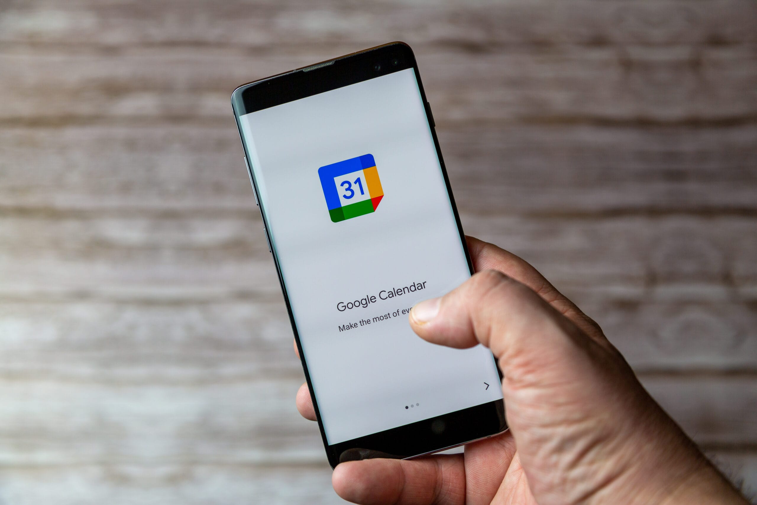 How to Set Reminders on Your Phone Without the Notification Overload